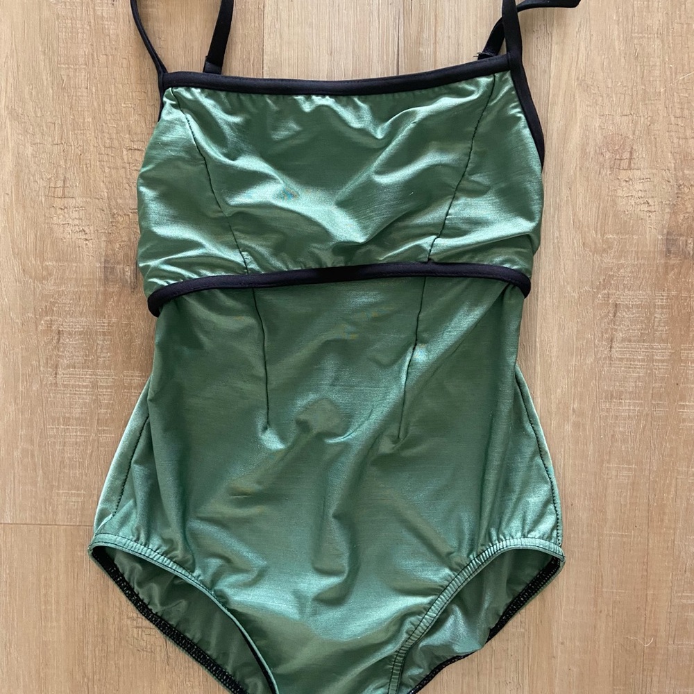 Mirella leotard
